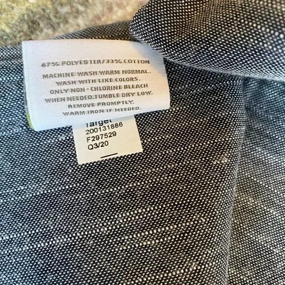 Threshold  Table Throw - Picture 2 of 6